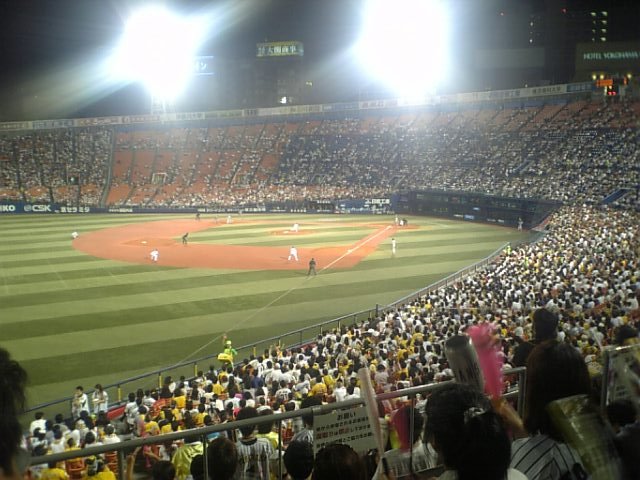横浜スタジアム
