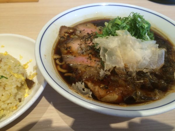 「鱗」で溜り醤油ラーメン